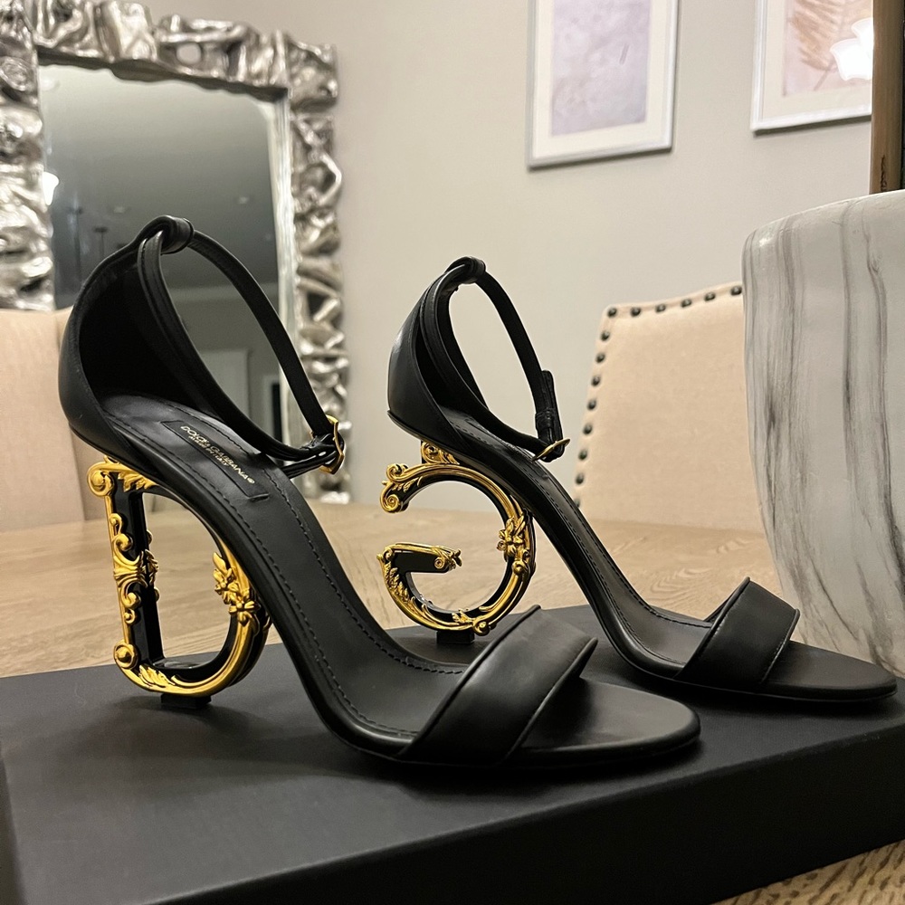 Dolce & Gabbana Sculpted-Heel Metallic Leather Sandals
- worn once and like new.